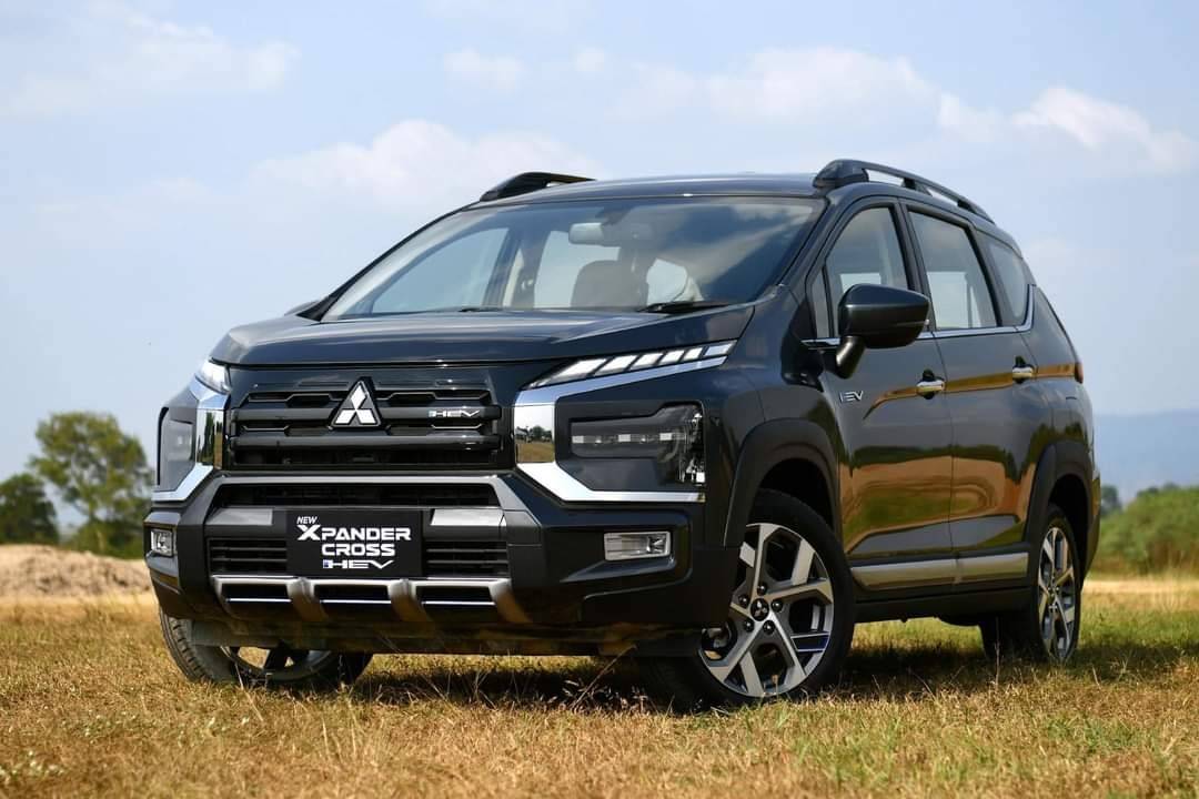 Xpander cross HEV 2025 รับส่วนลดพิเศษ200,000บาท